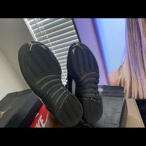 Jordan 12s Masters.  Grade school